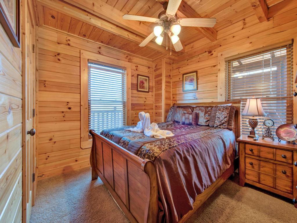 Misty Mountain Hideaway Apartment Пиджен Фордж Екстериор снимка